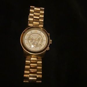 MK watch